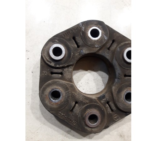 Эластичная муфта карданного вала