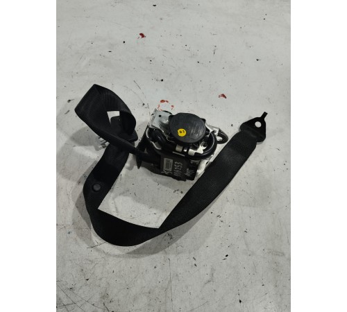 Ремень безопасности (задний правый)