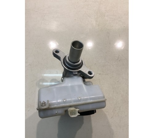 Главный тормозной цилиндр (в сборе)