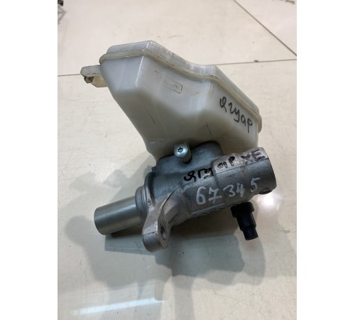 Главный тормозной цилиндр (в сборе)