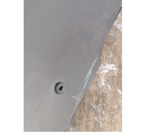 Центральная консоль с подлокотником