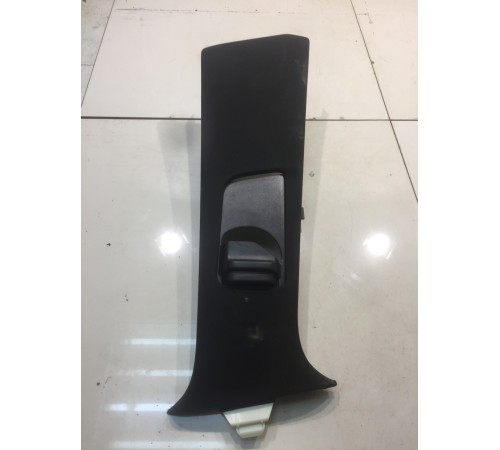 Обшивка стойки (верхняя, правая)