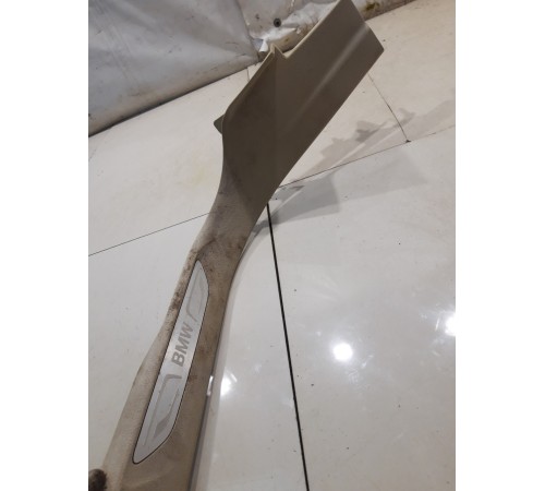 Накладка порога (задняя, левая, внутренняя)