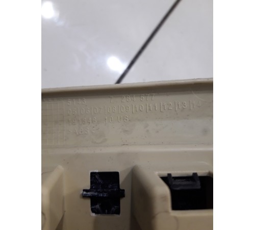 Накладка порога (задняя, левая, внутренняя)