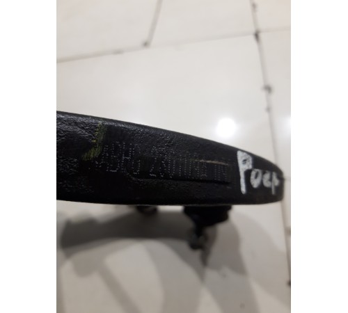 Рычаг подвески(передний левый)