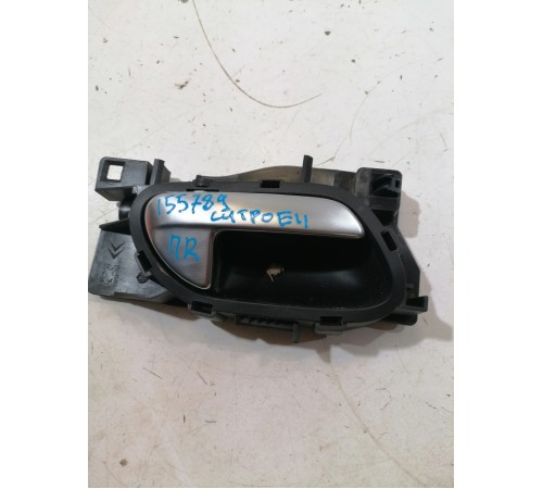 Ручка двери передняя правая внутренняя