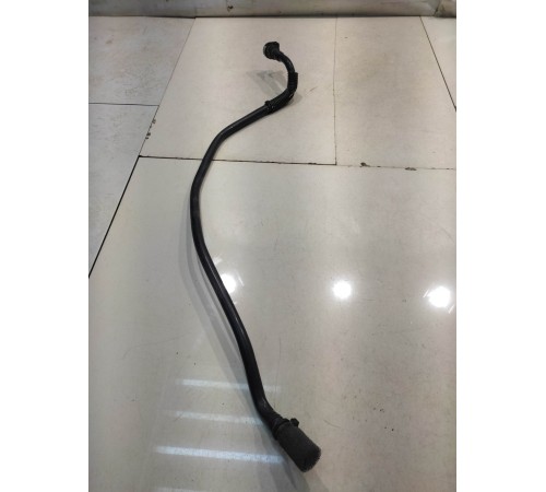 трубка вентиляции бака