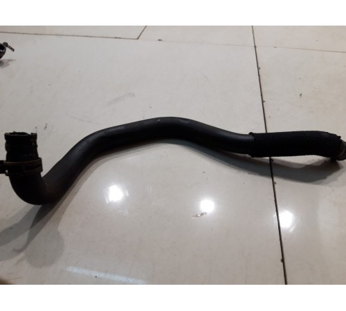 Патрубок системы охлаждения