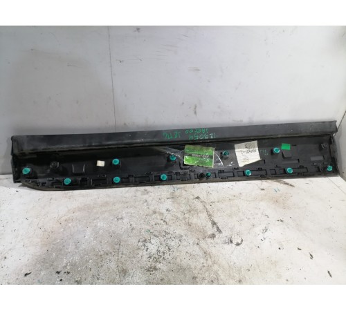 Накладка двери передняя левая внешняя