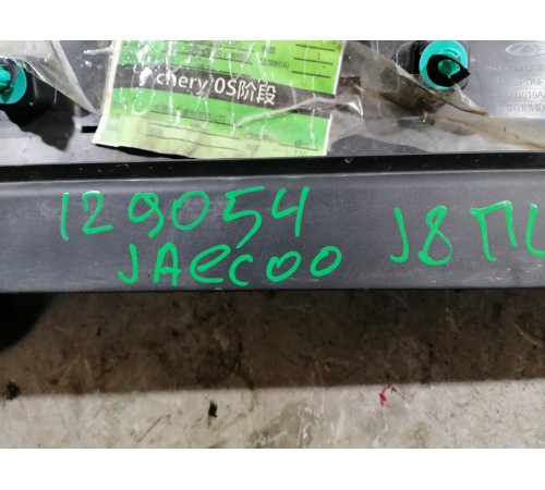 Накладка двери передняя левая внешняя