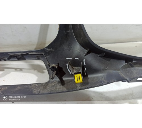 Накладка торпедо левая