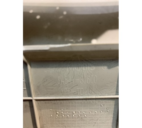 Накладка бардачка