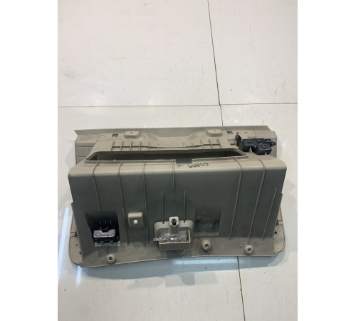 Накладка бардачка