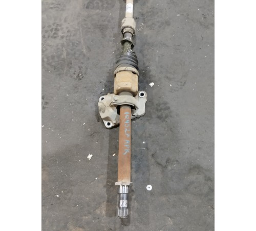 Привод(полуось) передний правый