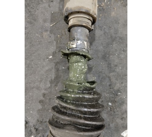 Привод(полуось) передний правый