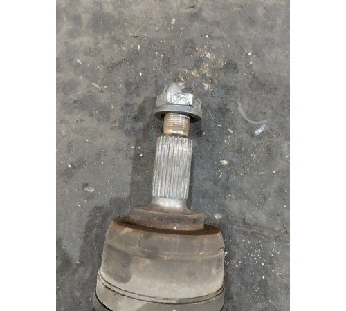 Привод(полуось) передний правый