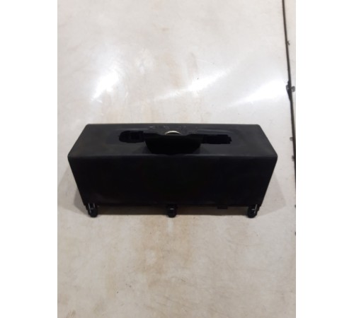 Накладка центральной консоли задняя с розеткой