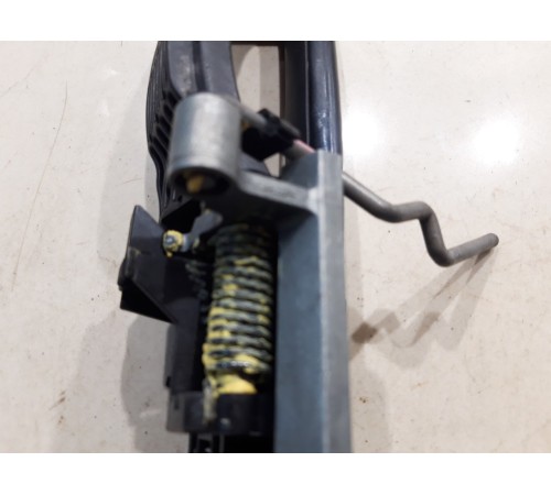 Ручка двери (задняя, правая, внешняя)