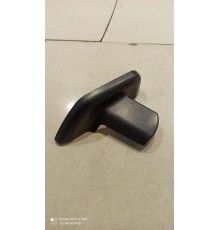 Накладка крепления левого зеркала заднего вида