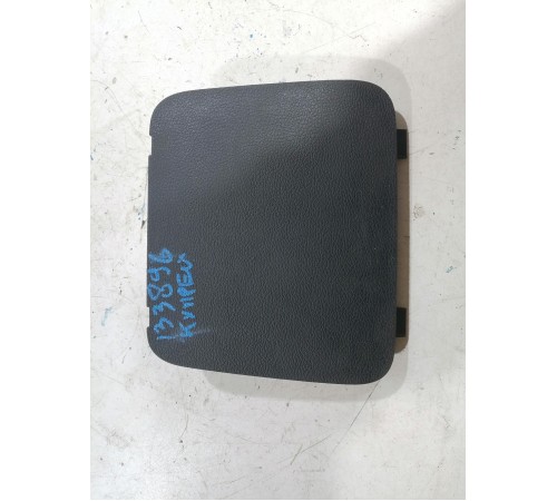 Крышка блока предохранителей