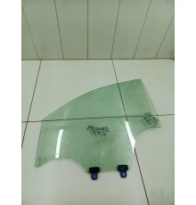 Стекло двери переднее левое