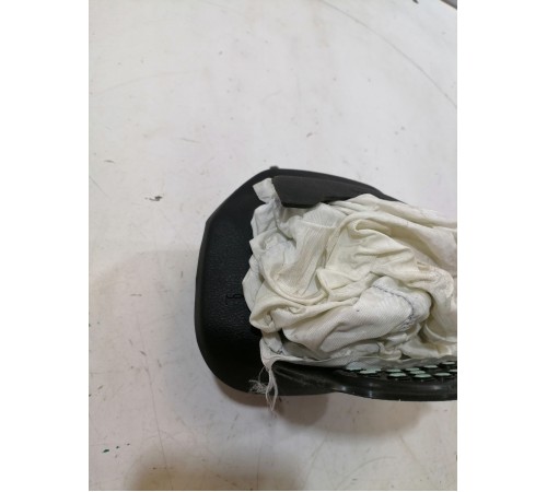 Подушка безопасности водителя