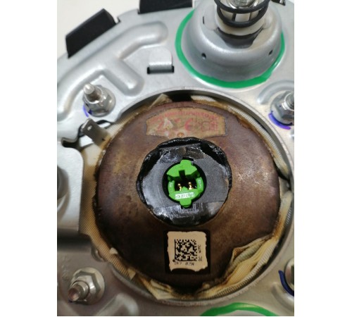 Подушка безопасности водителя