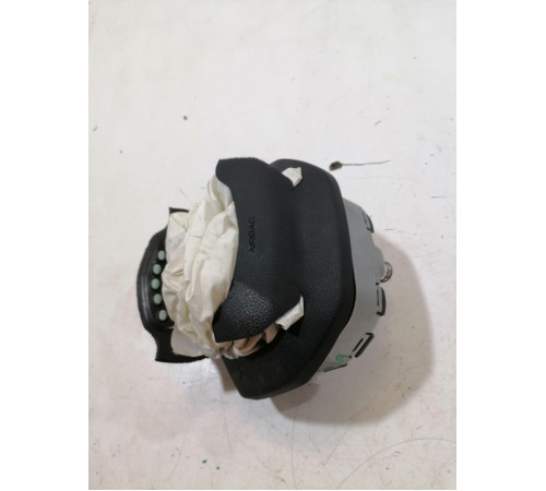 Подушка безопасности водителя