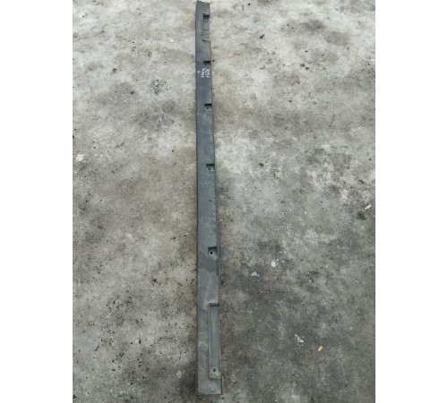 Накладка порога левая наружная