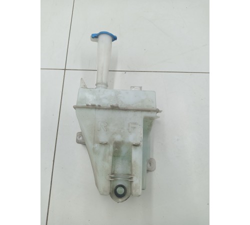 Бачок омывателя лобового стекла