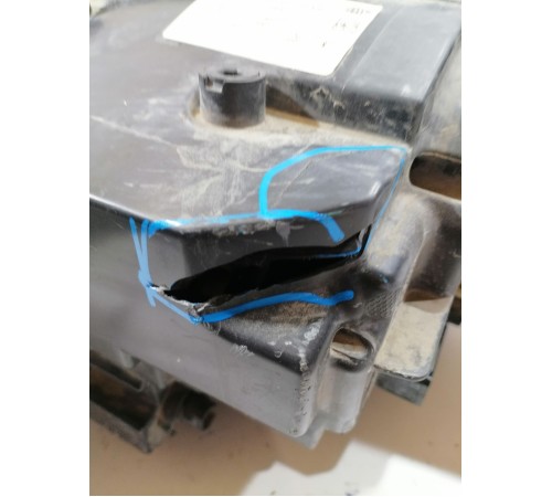 Фара правая