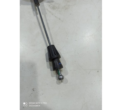 Трос стояночного тормоза