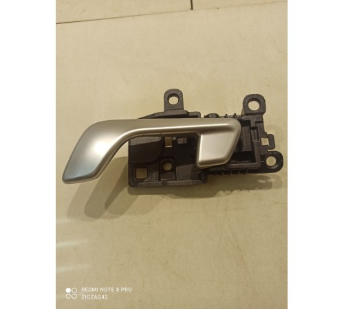 Ручка двери (передняя, левая, внутренняя)