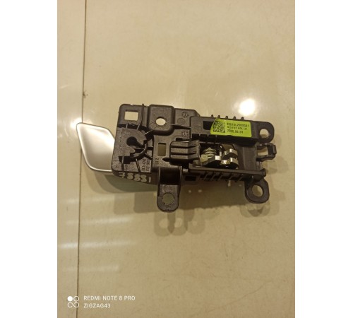 Ручка двери (передняя, левая, внутренняя)