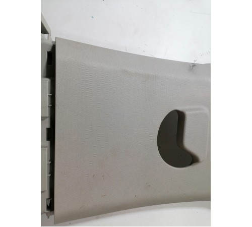 Обшивка стойки багажника верхняя левая