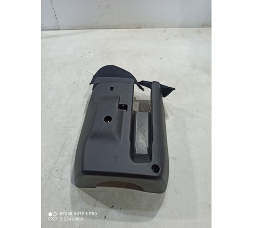 Кожух рулевой колонки нижний