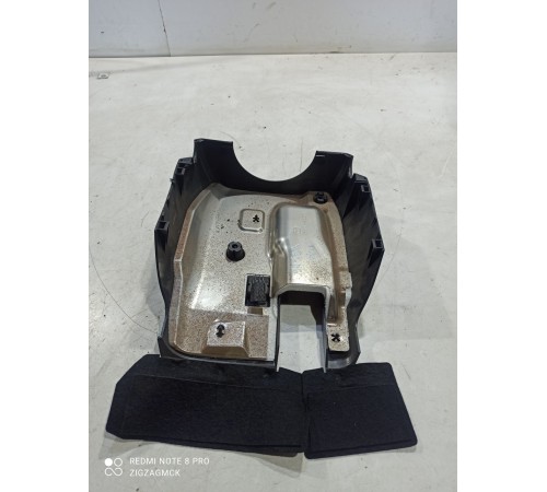 Кожух рулевой колонки нижний