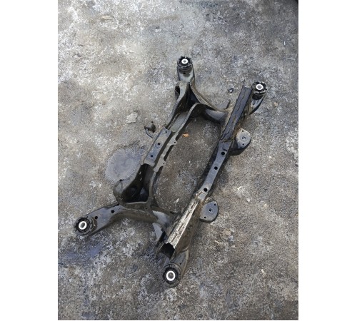 Балка задняя