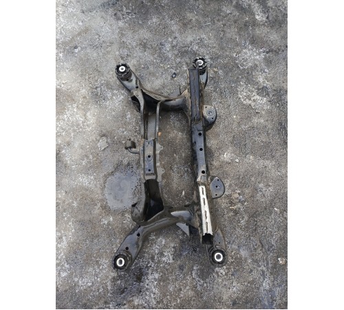 Балка задняя