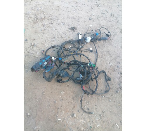 Электропроводка подкапотная с монтажным блоком