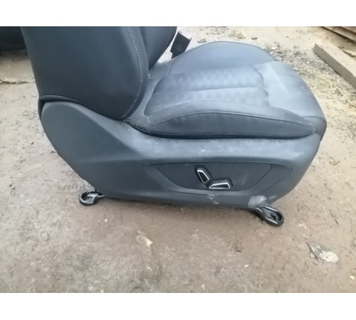 Сиденье переднее правое