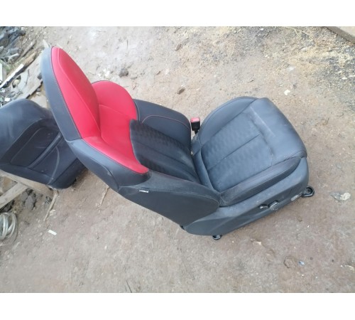 Сиденье переднее правое