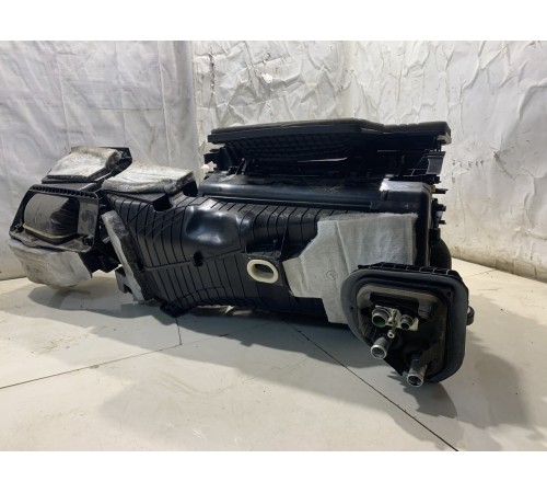 Корпус отопителя (печки)