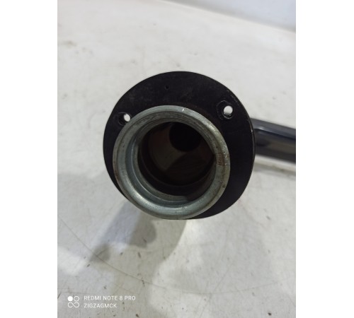 Горловина топливного бака