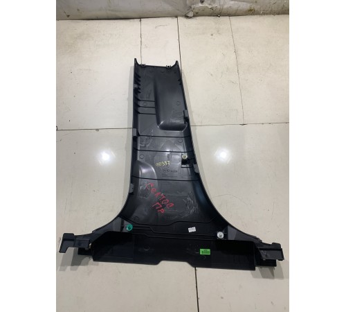 Обшивка центральной стойки(правая нижняя)