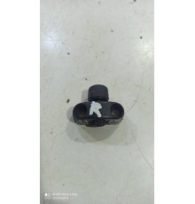 Отбойник крышки багажника правый