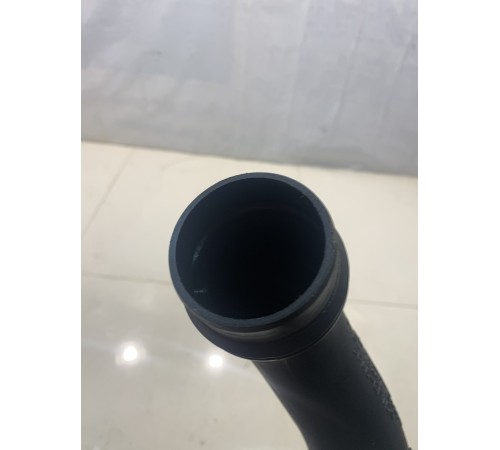 Патрубок воздушного фильтра