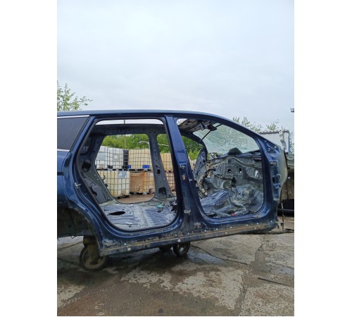 Порог со стойкой правый