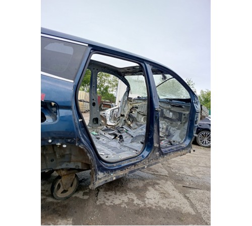 Порог со стойкой правый