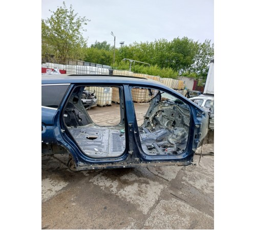 Порог со стойкой правый